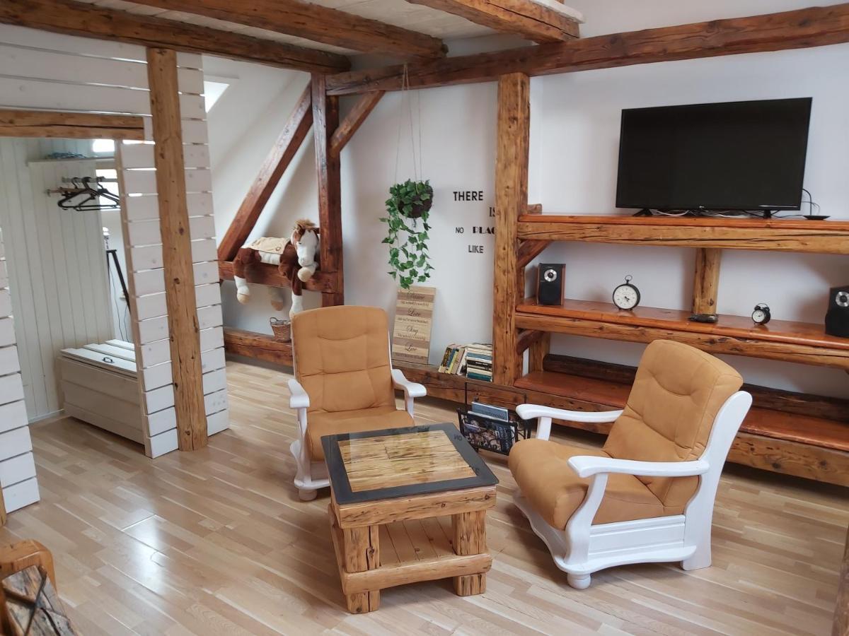 Apartman Sarah Noemi, 100 M Skibus Jasna Apartment Liptovsky Mikulas Exterior photo