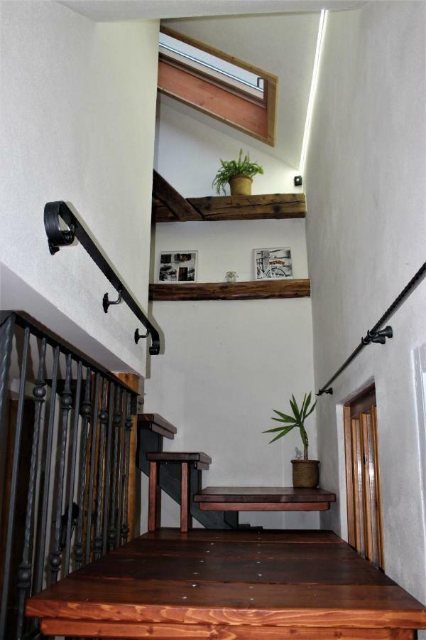Apartman Sarah Noemi, 100 M Skibus Jasna Apartment Liptovsky Mikulas Exterior photo